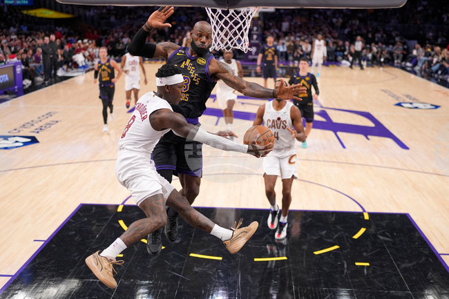 APTOPIX Cavaliers Lakers Basketball