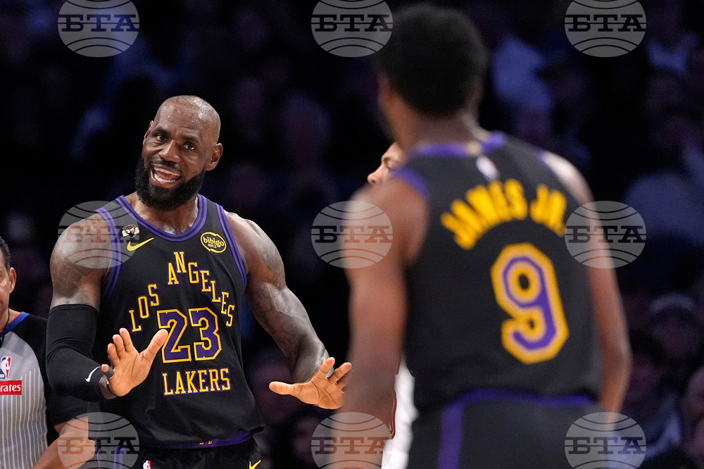 APTOPIX Cavaliers Lakers Basketball