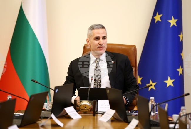 PM Gurov: Caretaker Cabinet Will Withstand Attacks, Stay United