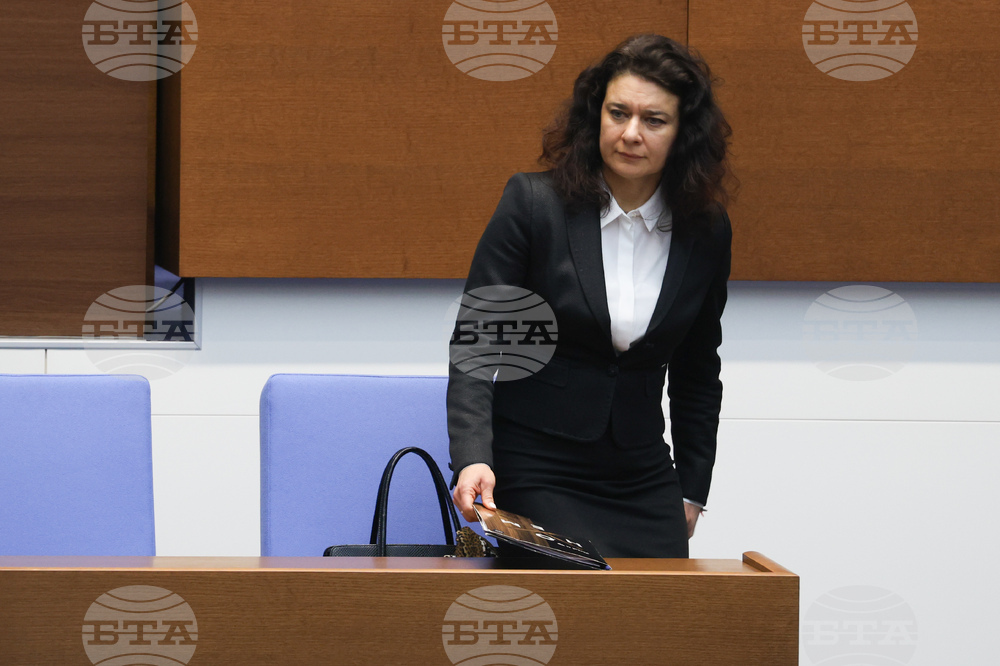 Народно събрание - извънредно заседание - Кремена Илиева