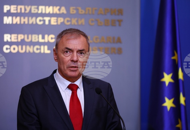 Протоколът за Болградската гимназия спасява горните класове от закриване, каза министър Сергей Игнатов