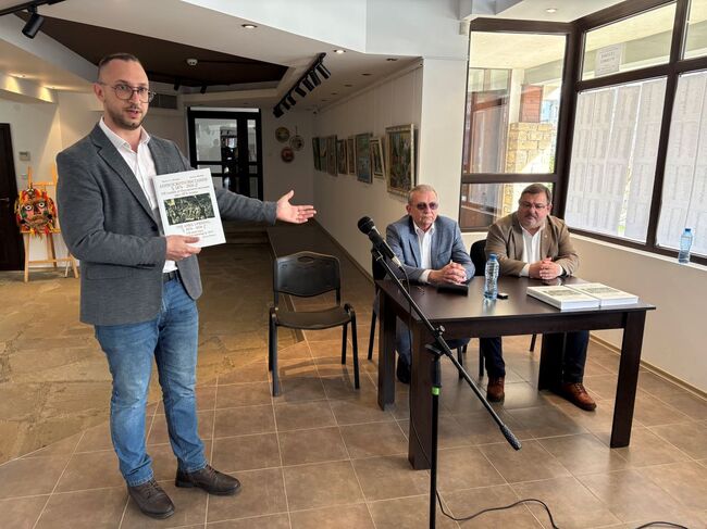 Проф. Петко Ст. Петков: Априлското въстание постига целта си