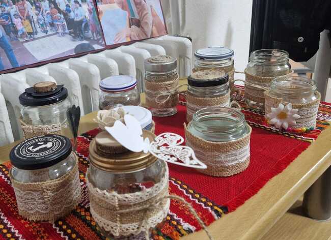 Учениците от седми и осми клас поставиха начало на отбелязването на великденските празници в Българското училище „Иван Станчов” в Лондон