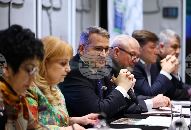 Форум "Гарантиране на продоволствената сигурност в България в условията на глобална енергийна криза"