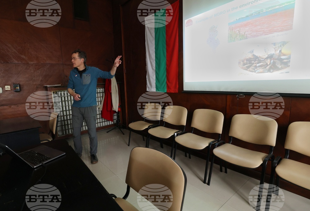 „От Солун до Стокхолм в борбата с АМР и промоция на концепцията One health“ - публична лекция