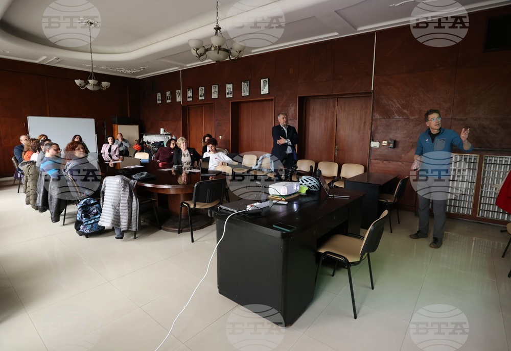 „От Солун до Стокхолм в борбата с АМР и промоция на концепцията One health“ - публична лекция