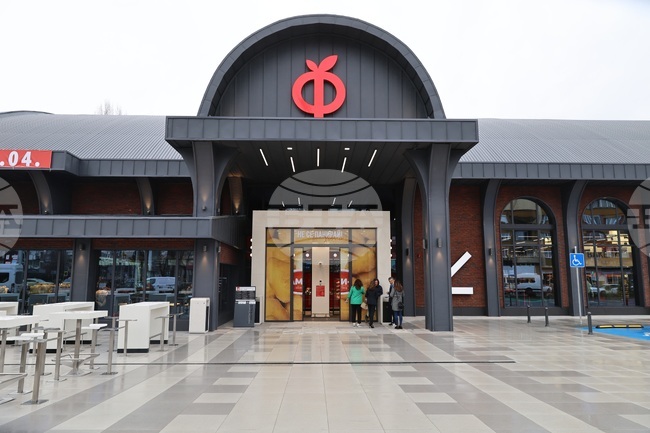 Българската семейна компания „Фантастико" инвестира 13,9 млн. евро в първия си супермаркет в Пловдив