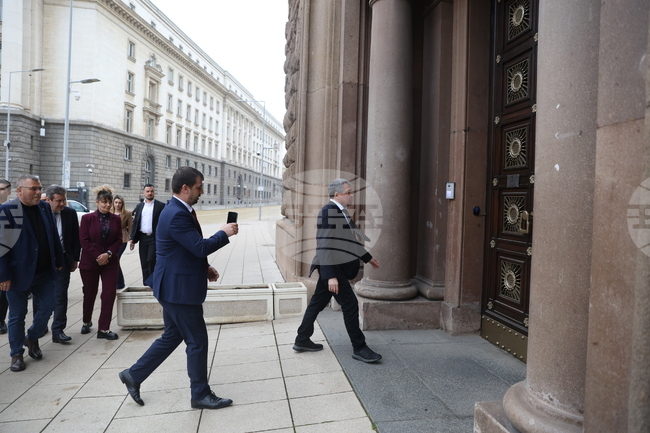 Президентът отказа да свика Съвет за национална сигурност във връзка с нотата от Иран, според Йотова няма проблем, каза Тошко Йорданов 