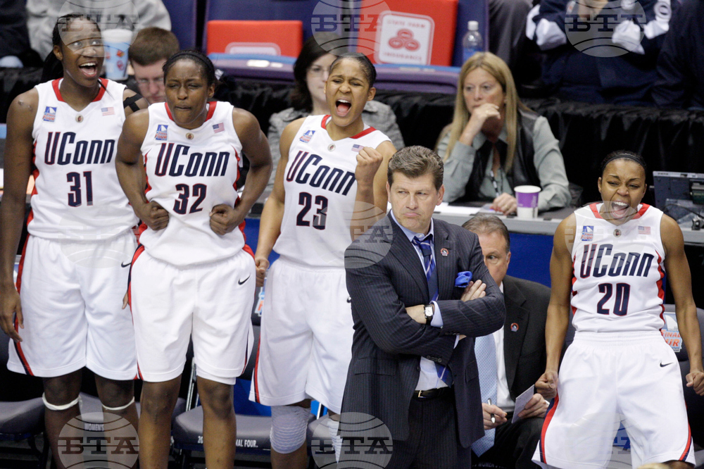 NCAA-Undefeated UConn Basketball