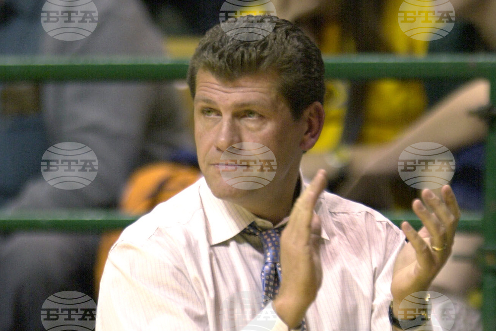 NCAA-Undefeated UConn Basketball