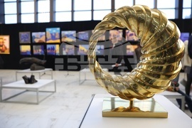 Национален дворец на културата - "Пластове цвят" - изложба