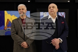 Национален дворец на културата - "Пластове цвят" - изложба