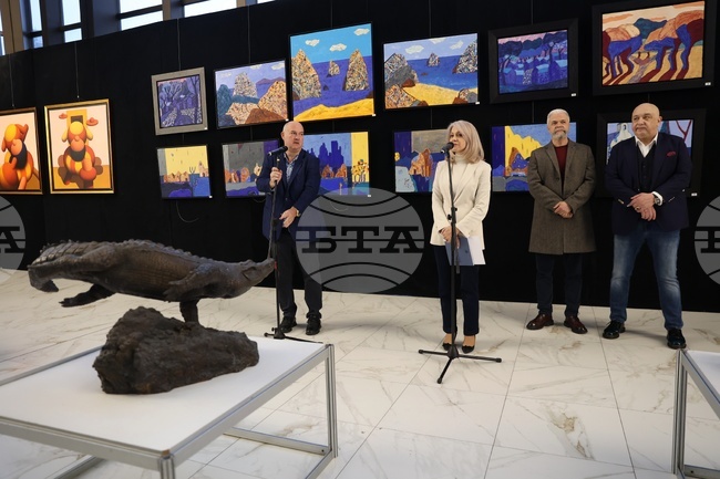 Национален дворец на културата - "Пластове цвят" - изложба