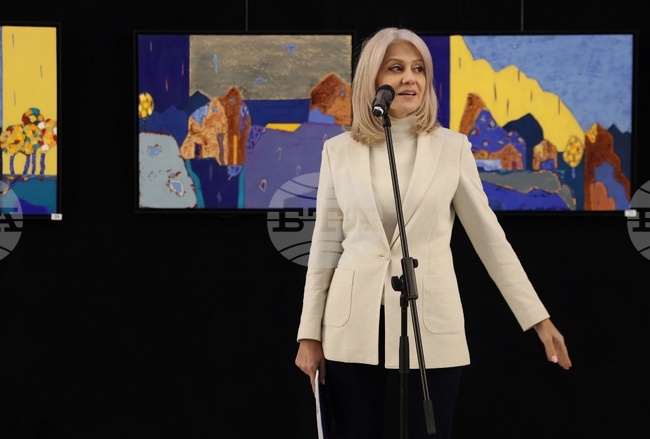 Изложбата на галерия „33“ е продължение на нашите празненства по повод 45-годишнината на НДК, каза директорът на двореца Андрияна Петкова