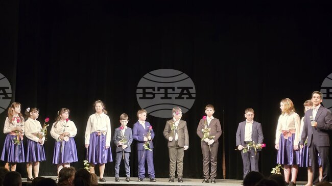 Вокална формация „Либервокс“ представи първия си самостоятелен концерт в Добрич