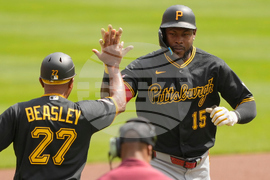 Pirates Reds Baseball