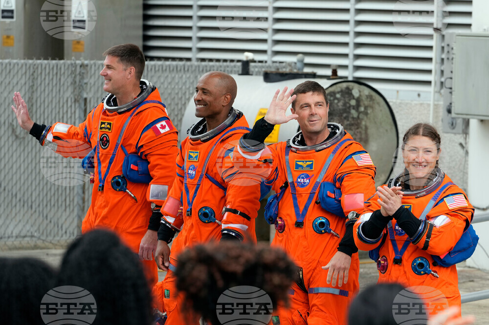 NASA Artemis Moonshot