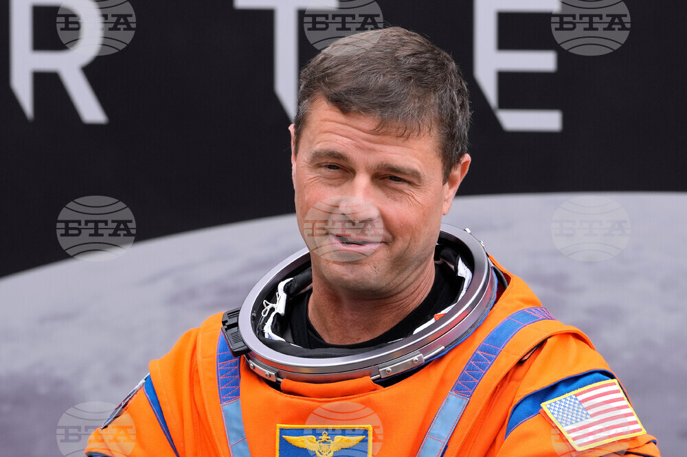 NASA Artemis Moonshot