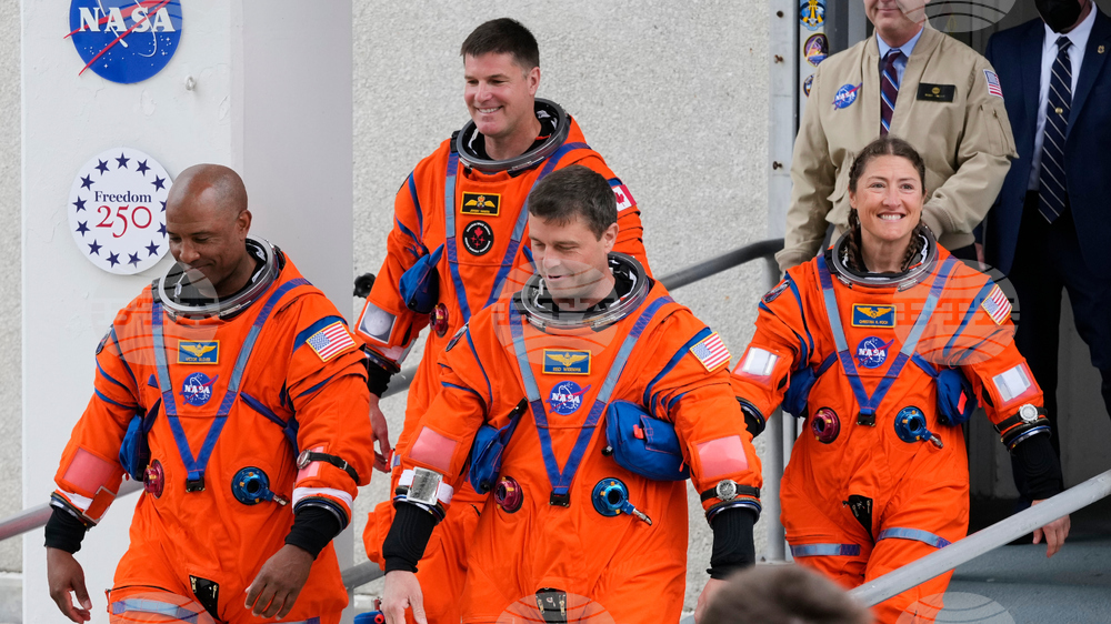 NASA Artemis Moonshot