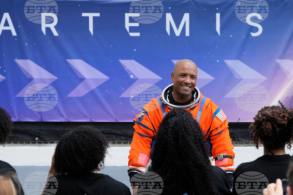 NASA Artemis Moonshot