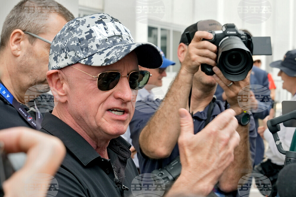 NASA Artemis Moonshot