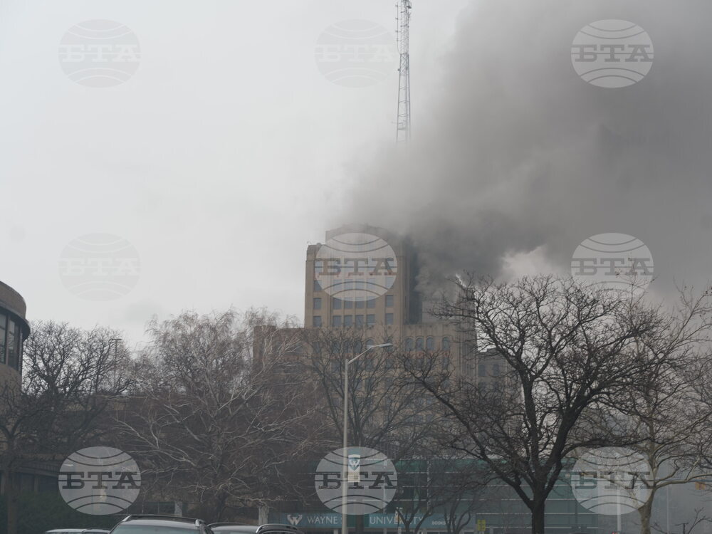 Detroit College-Fire