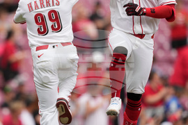 Pirates Reds Baseball