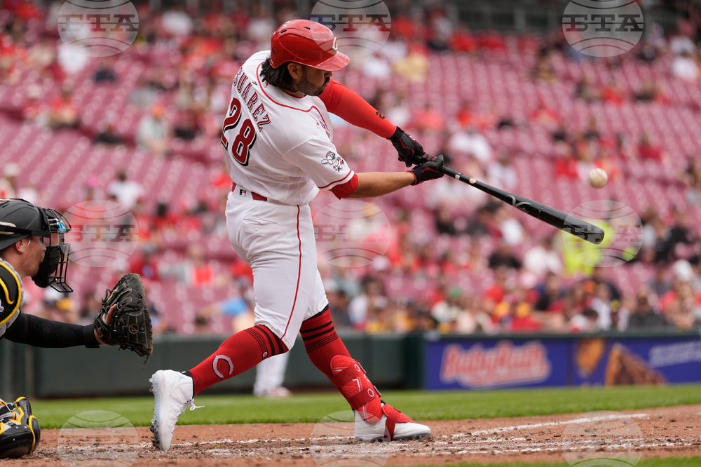 Pirates Reds Baseball