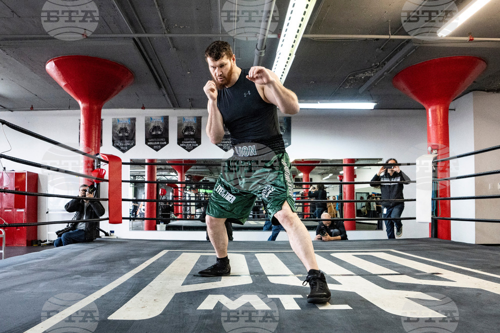Canada Makhmudov Boxing
