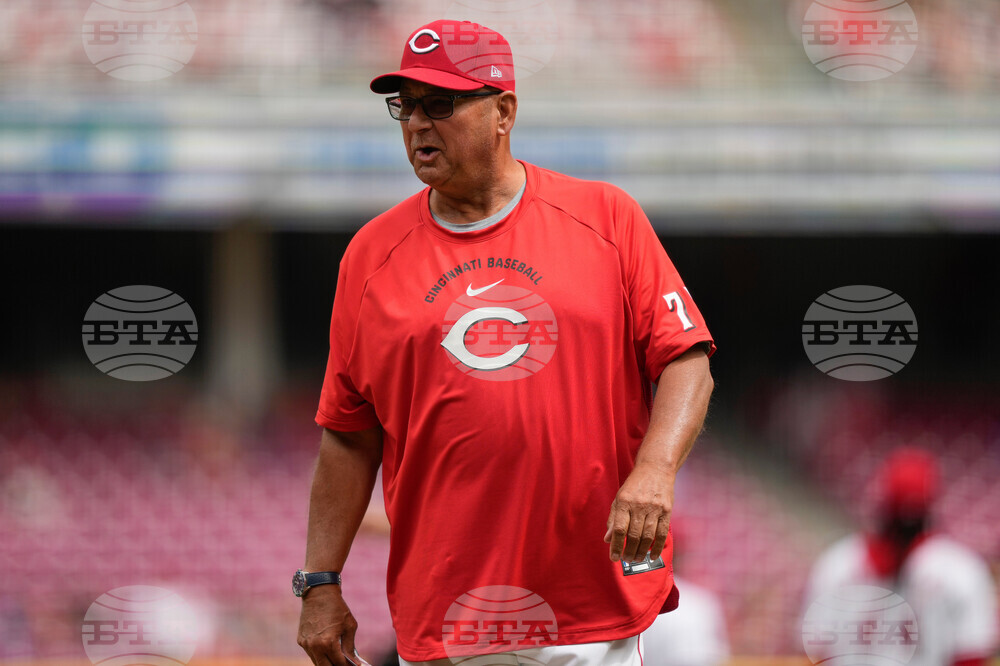 Pirates Reds Baseball