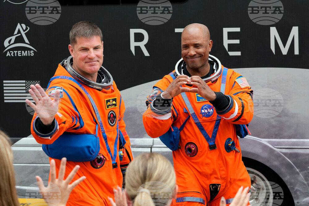 NASA Artemis Moonshot