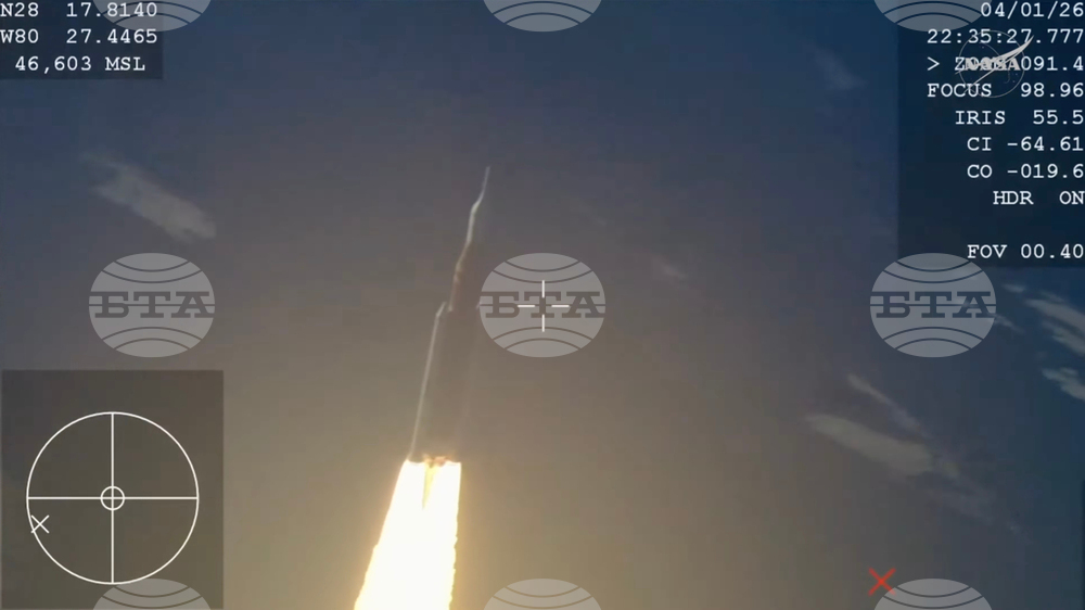 NASA Artemis Moonshot