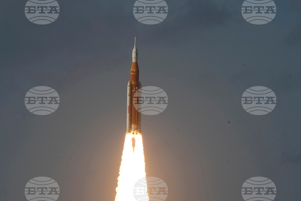 NASA Artemis Moonshot