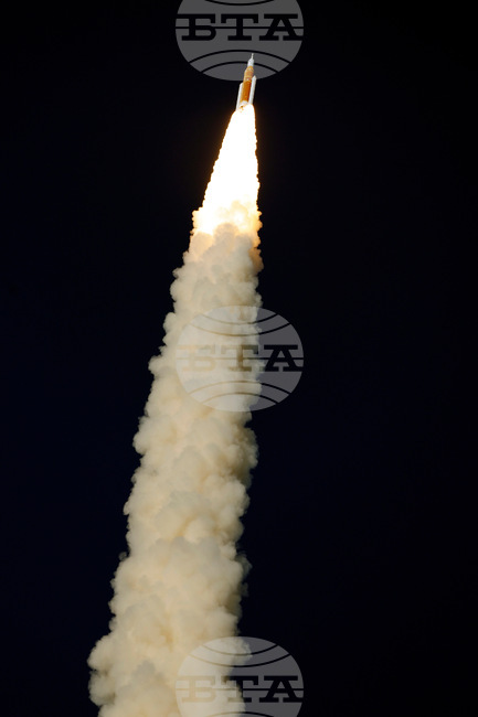 Аржентина участва в лунната мисия на НАСА с микросателит