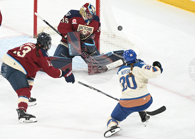 Goldeneyes Victoire Hockey