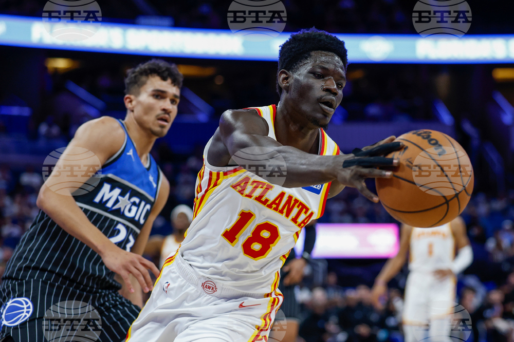 Hawks Magic Basketball