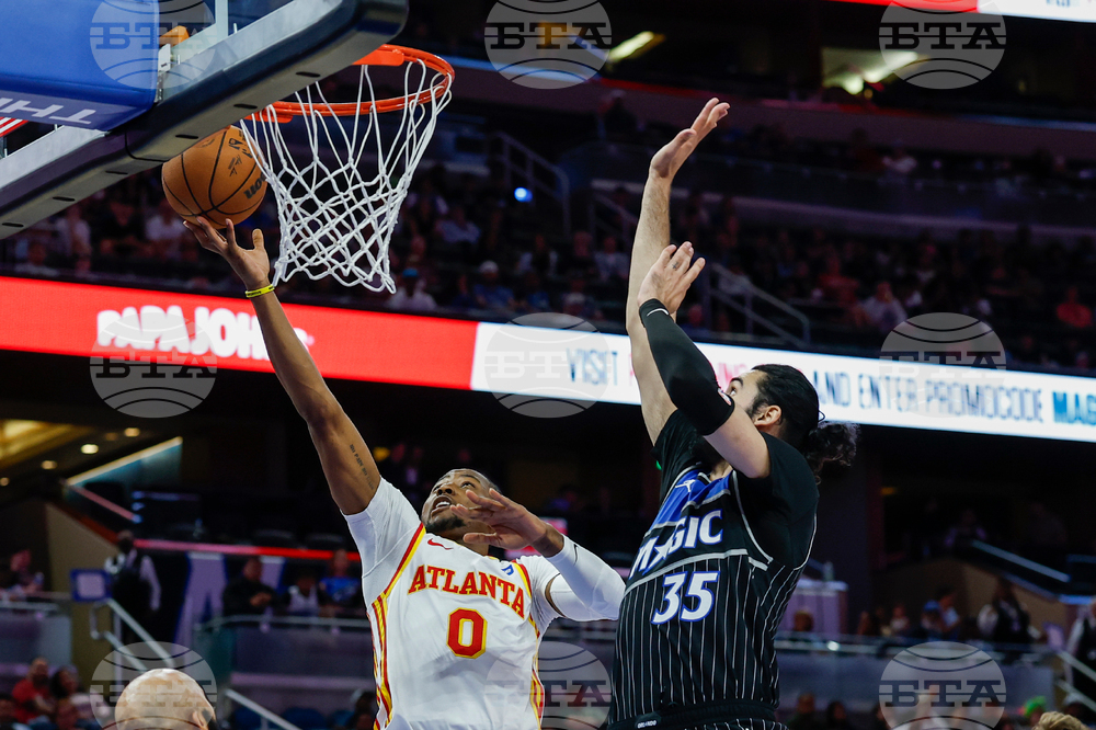 Hawks Magic Basketball