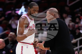 Bucks Rockets Basketball