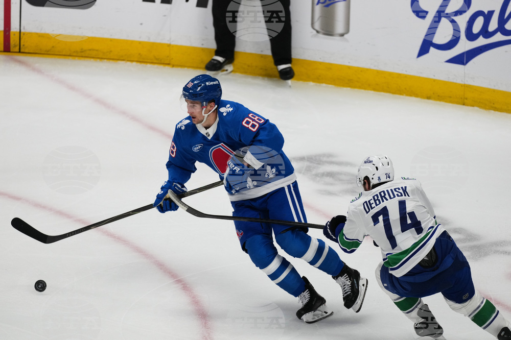 Canucks Avalanche Hockey