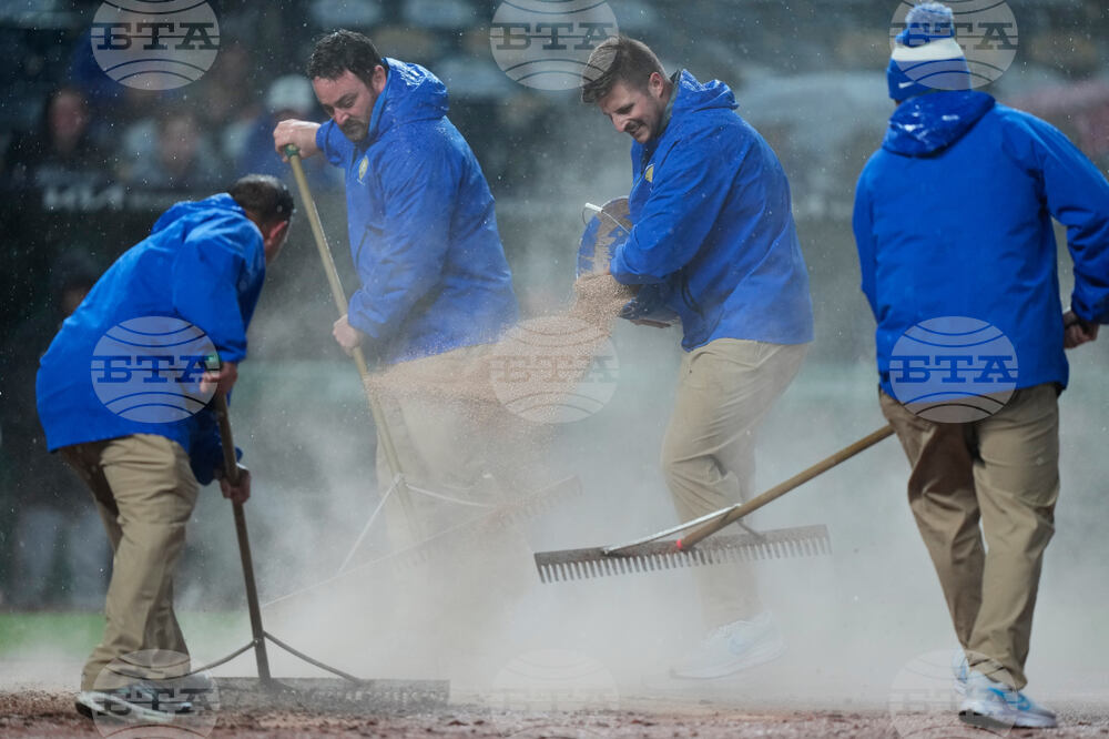 Twins Royals Baseball