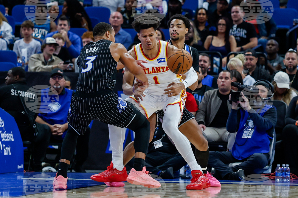 Hawks Magic Basketball