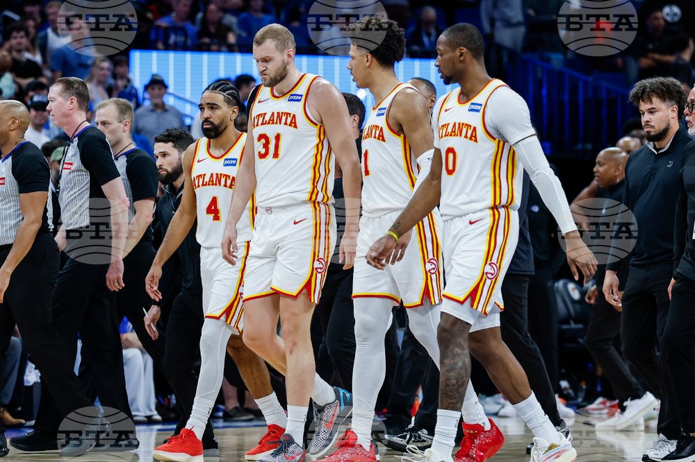 Hawks Magic Basketball