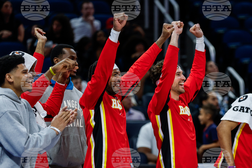 Hawks Magic Basketball