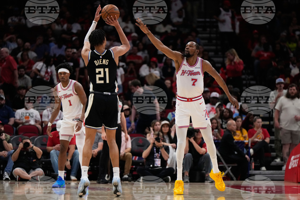 Bucks Rockets Basketball