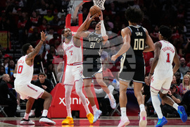 Bucks Rockets Basketball