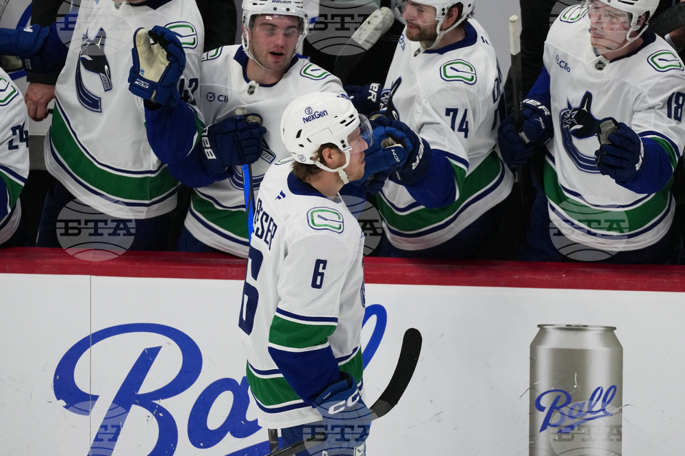 Canucks Avalanche Hockey