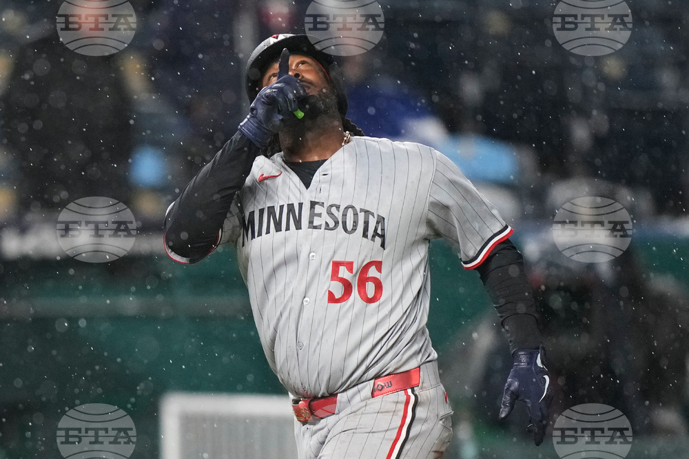 Twins Royals Baseball