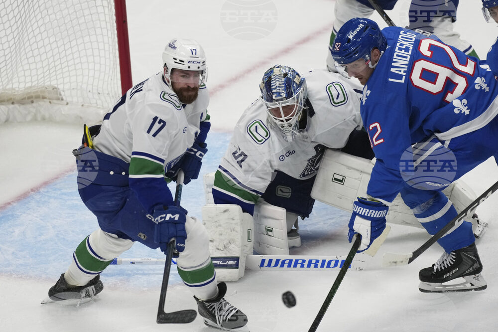 Canucks Avalanche Hockey
