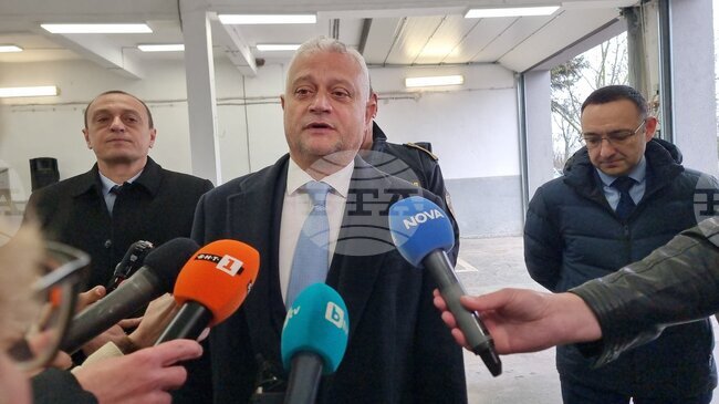 Доверието на гражданите в работата на новото ръководство на МВР е повишено, каза служебният министър на вътрешните работи в Балчик