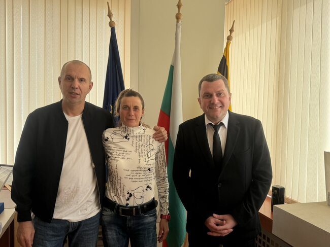 Президентът на Българската федерация по лека атлетика Георги Павлов проведе работна среща с кмета на Община Перник Станислав Владимиров